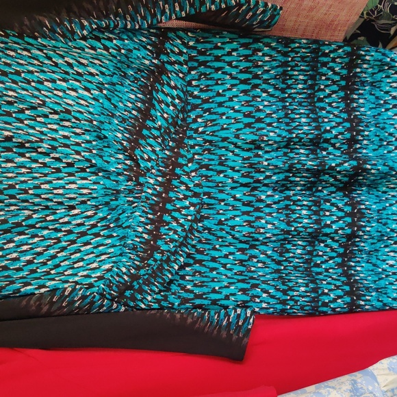 Anne Klein dress twist front - Picture 2 of 4